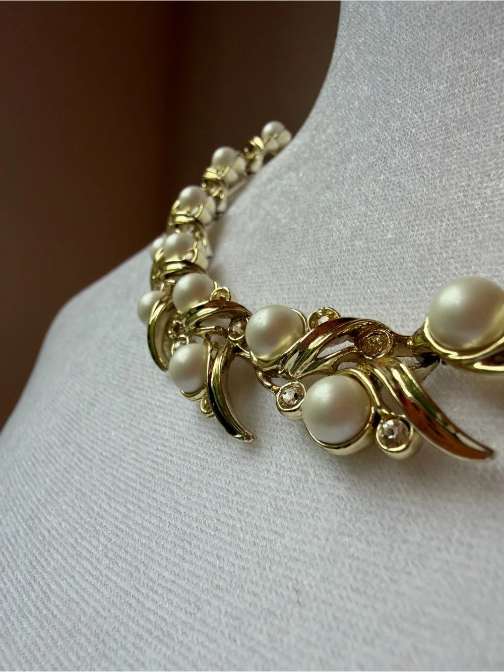 Vintage 60s Saran Coventry “Royal Ballet” Pearl Adjustable Choker - Picture 13 of 15